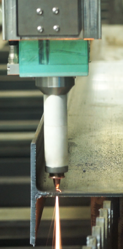 Überschweißlochschneiden 